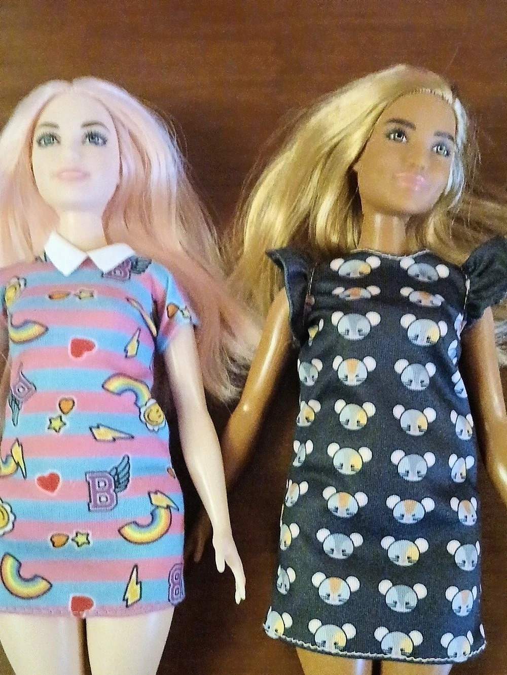 Curvy Full Figure Barbies Mattel Two Fashion Dolls with Dresses